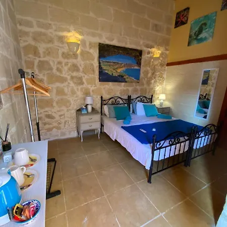 Ta Randu With Stunning Pool Hébergement de vacances Qala