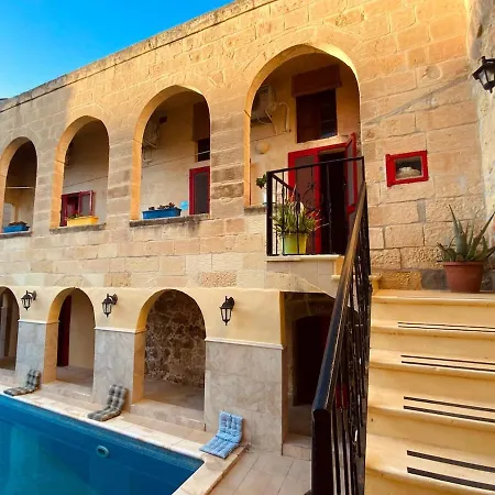 Ta Randu With Stunning Pool * Qala