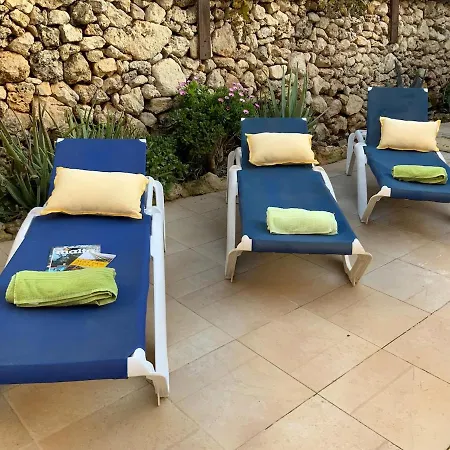 Сasa de vacaciones Ta Randu With Stunning Pool *