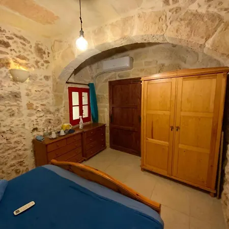 Ta Randu With Stunning Pool Qala