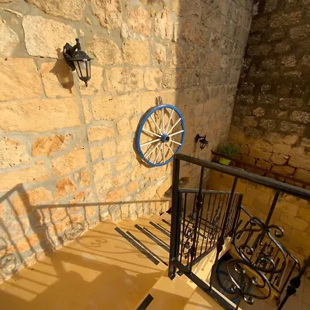 Сasa de vacaciones Ta Randu With Stunning Pool