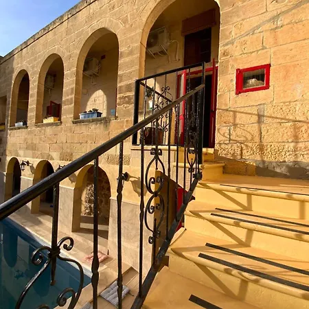 Ta Randu With Stunning Pool Nyaraló Qala