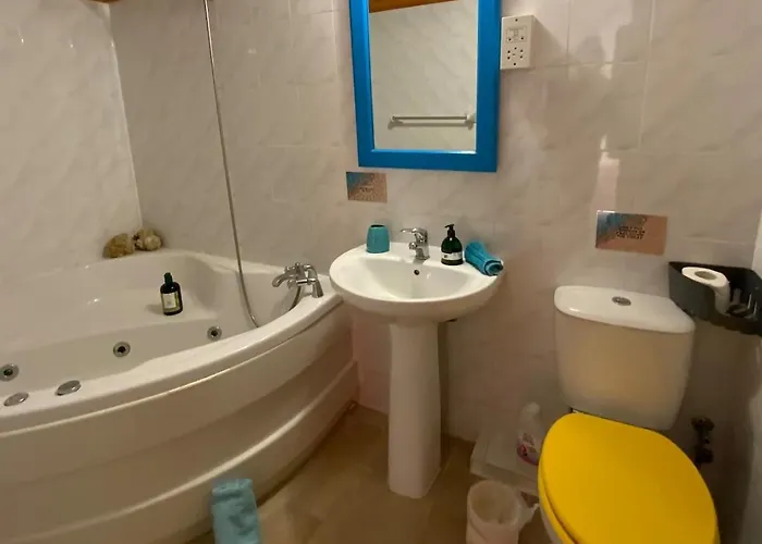 Σπίτι διακοπών Ta Randu With Stunning Pool Qala