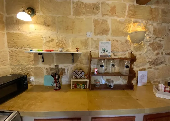 Ta Randu With Stunning Pool Feriehus Qala