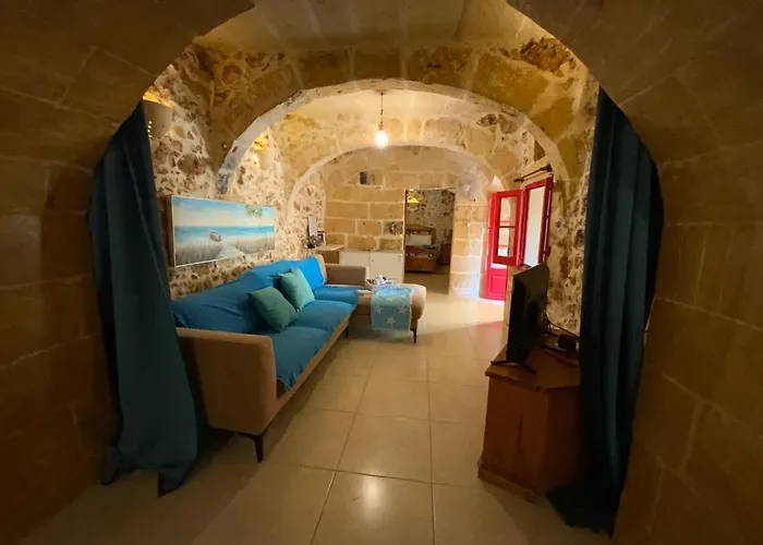 Feriehus Ta Randu With Stunning Pool Qala