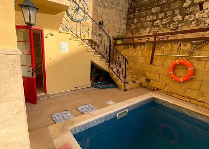 Ta Randu With Stunning Pool Feriehus *